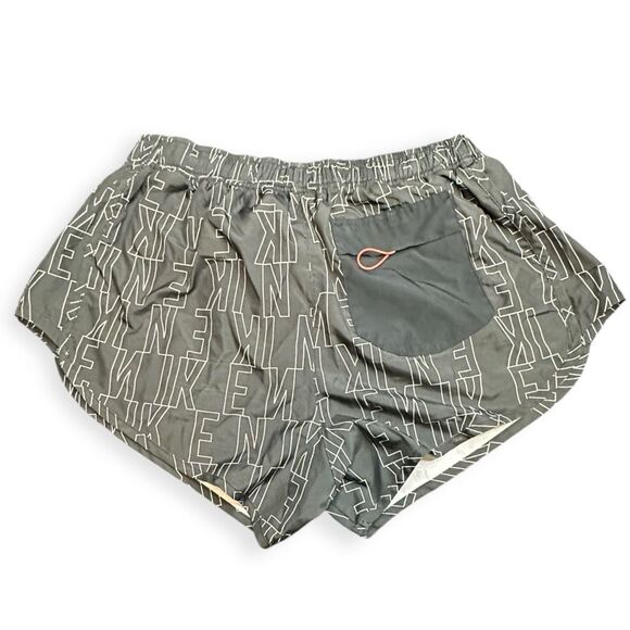 NIKE Women’s Black Run Division Tempo Reflective Dri-FIT Running Shorts Size Lar - Picture 5 of 8